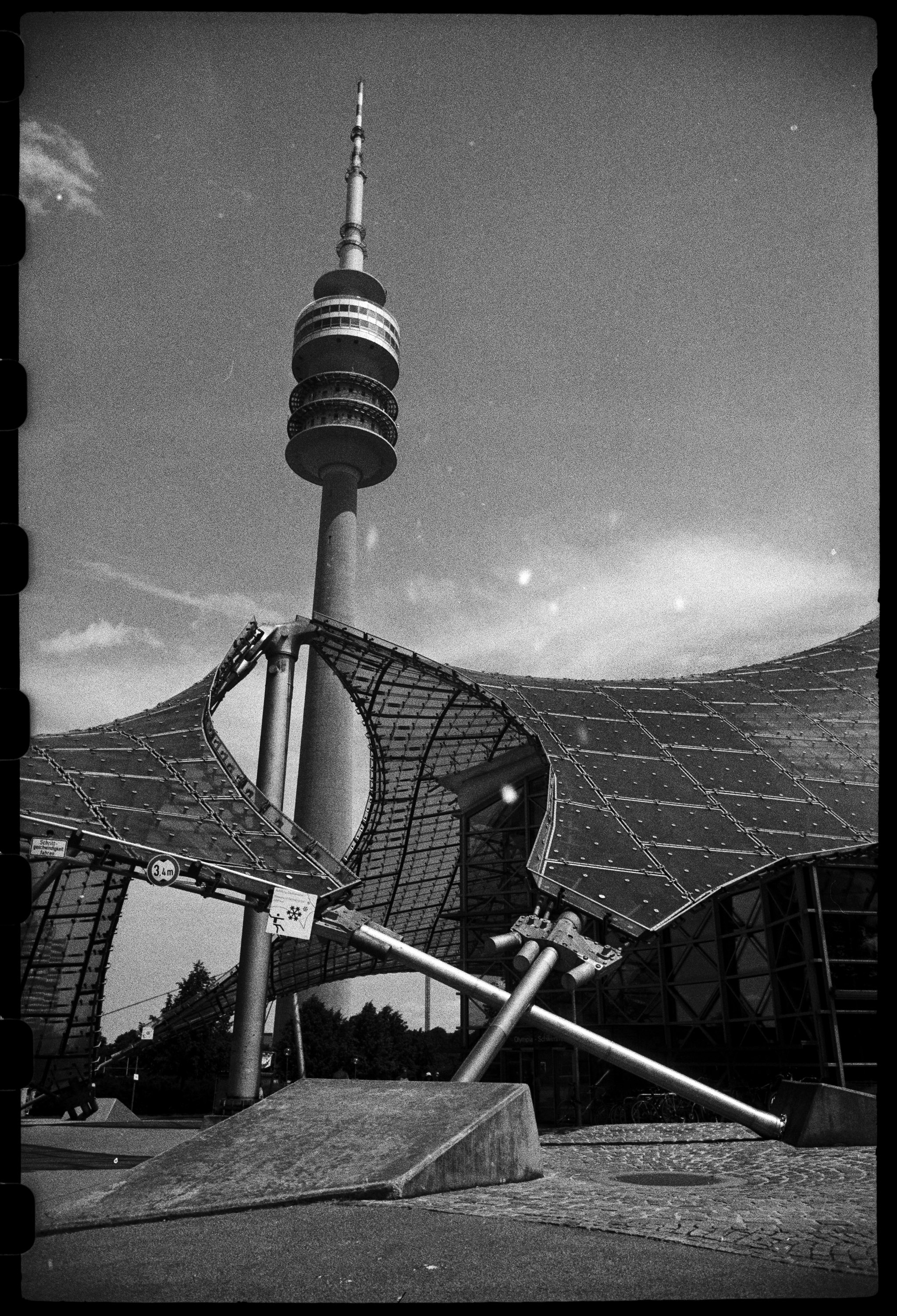 Olympiapark München aufgenommen mit Hektor 2,8cm