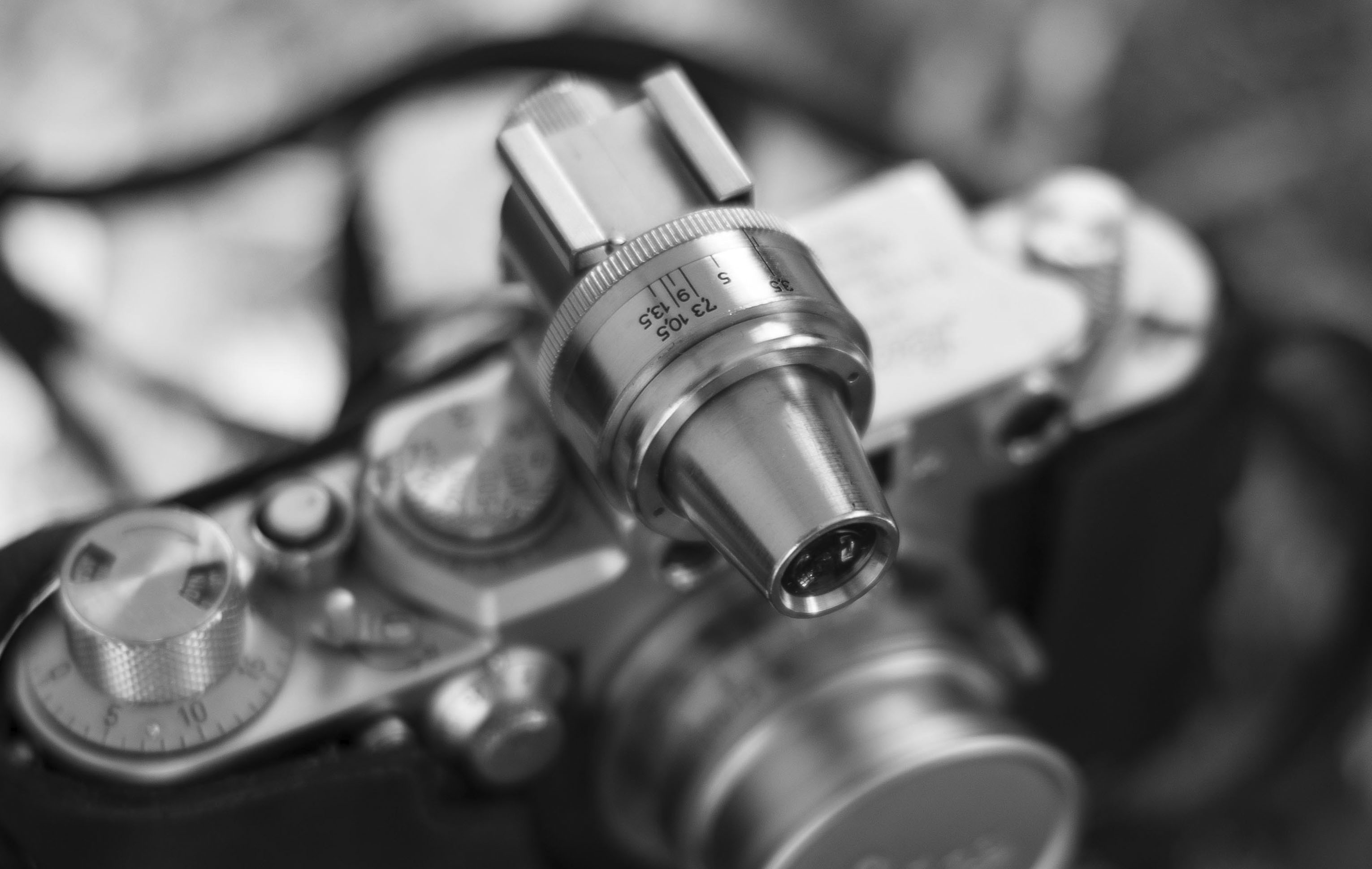 Leica IIIf mit VIDOM Universalsucher und 3,5cm ELMAR
